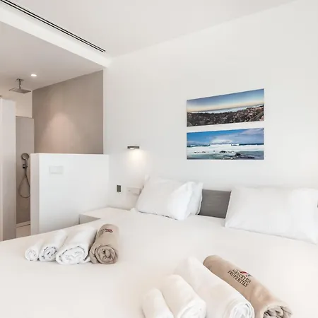 בית נופש Infinity 1-7 Luxe Sea View 2b *